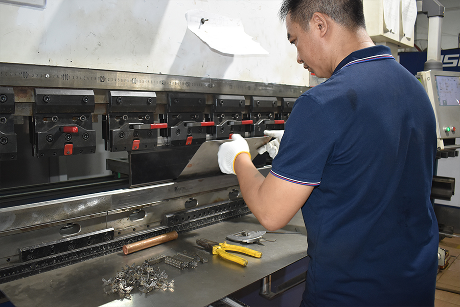 硬件、軟件系統研發、生產、銷售、服務